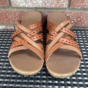 CALI from SKECHERS Luxe Foam Brown Strappy Sandals
